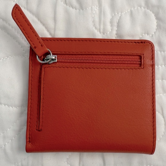 ILI New York Bi-Fold‎ Mini Travel Wallet Stylish Orange/Red Leather New NWOT - Picture 1 of 7